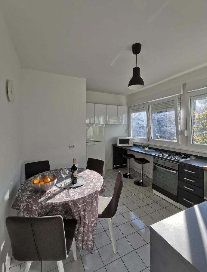 Relax Central Apartment Zagreb Extérieur photo